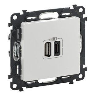 Valena LIFE Розетка з двома USB-роз'ємами тип А+тип С 240В/5В 3000мА Білий 753106 фото